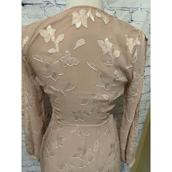 Women’s ASTR The Label Champagne Rose Wrap Dress Size Small Retail $85 - Picture 5 of 7